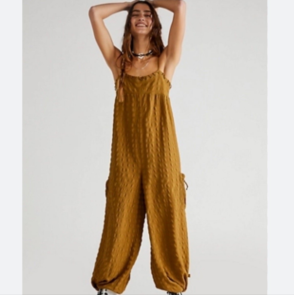 Free people Sarah jumpsuit EUC